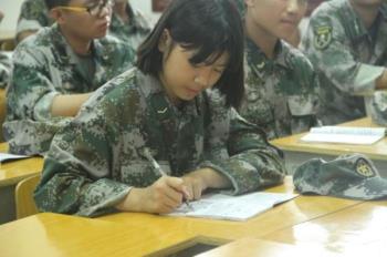 青春期的孩子覺得孤獨(dú),家長應(yīng)該怎么辦?